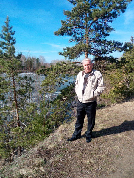 Виктор Костин