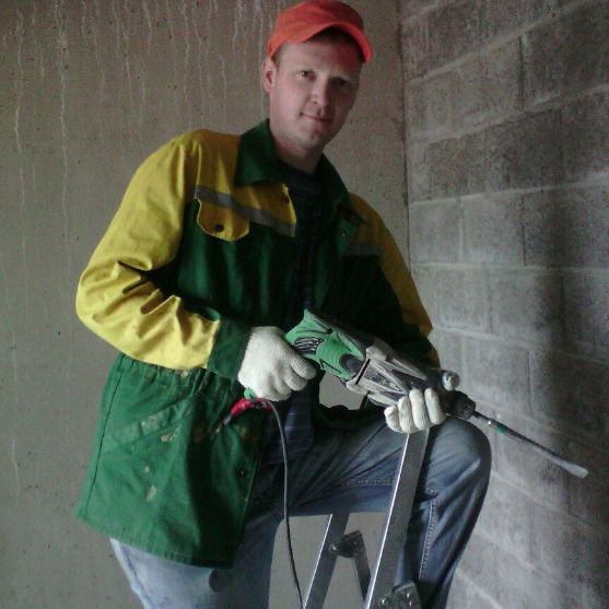 Алексс Смирнов