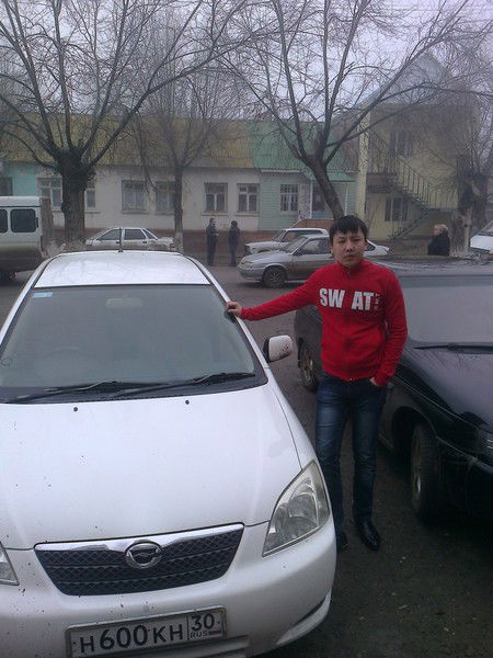 Азамат Максудов