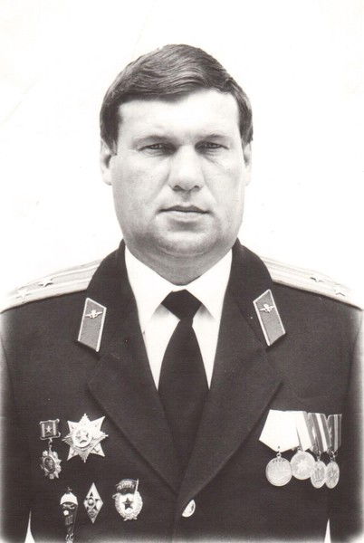 Виктор Медведев