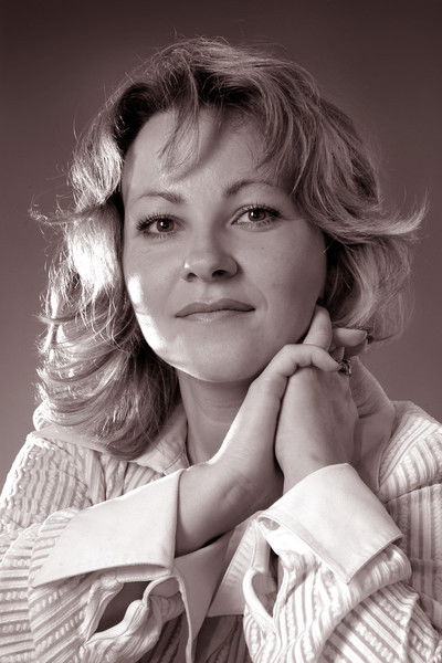 Алена Азизова