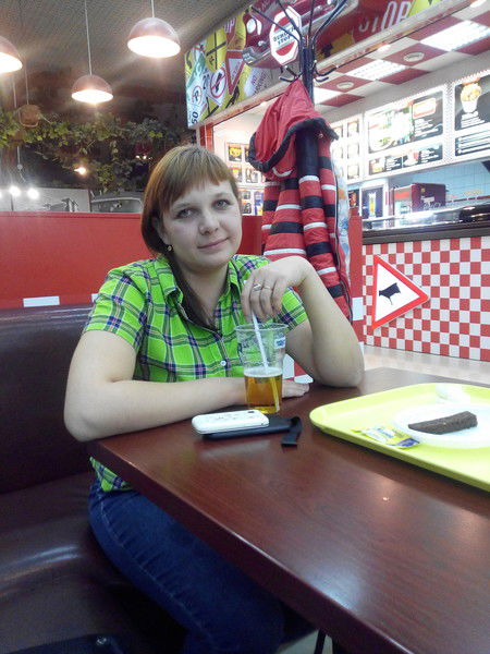 Танюша Любимова