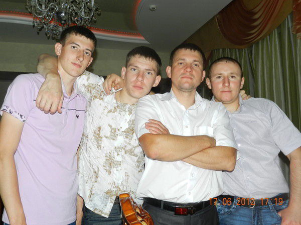 Андрей Карлов