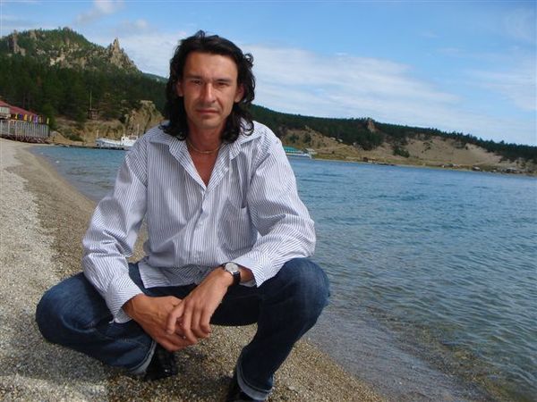 Александр Исаев