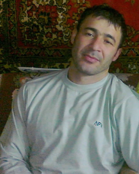 Шароф Кучаров