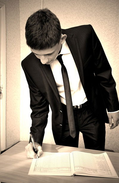 Денис Андреев