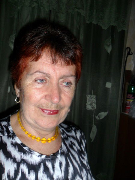 Нина Лебедь