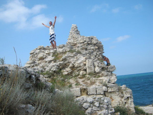 Чеloveк -Чеloveк