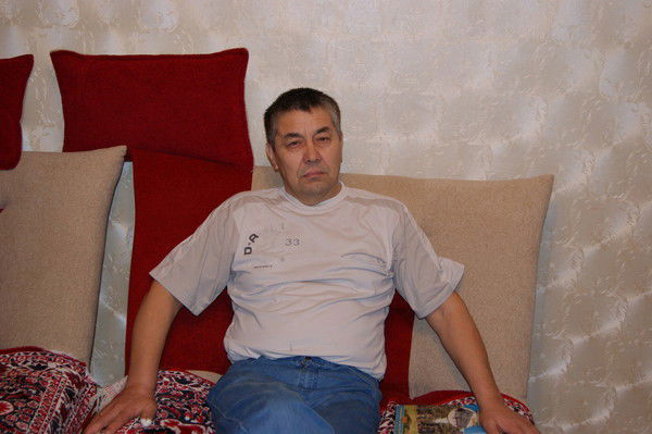 Ростэм Казыханов