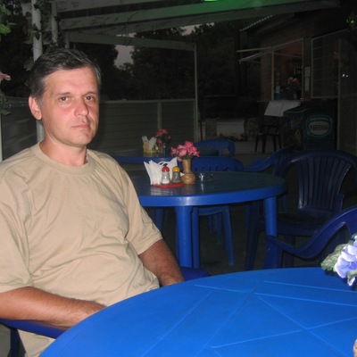 Евгений Лебедев