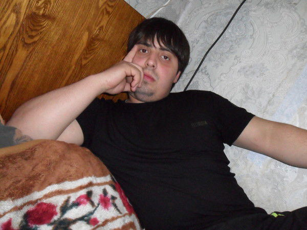 Андрей Гутов