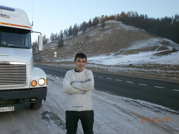 Александр Есырев