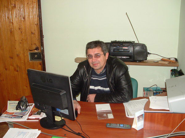 Виктор Никора