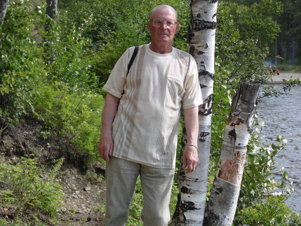 Александр Усатый