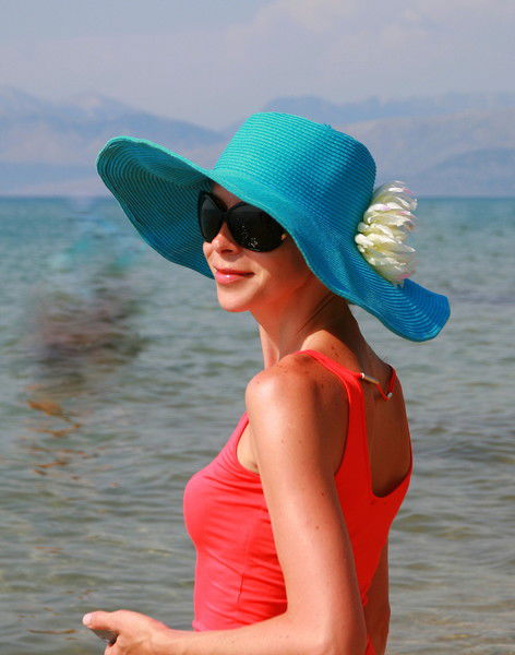 Анна Жарова