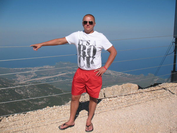 Слава Самоделов