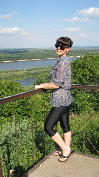 Наташа Стешова