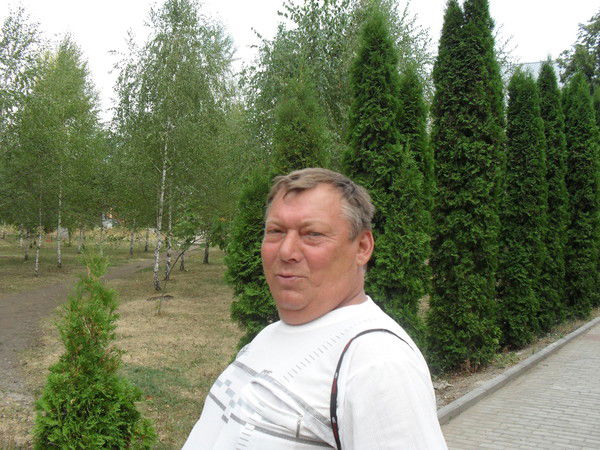 Анатолий Цветков