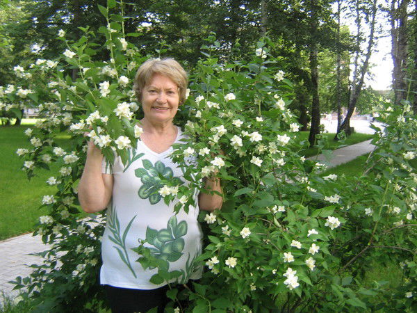 Галина Стрелкова