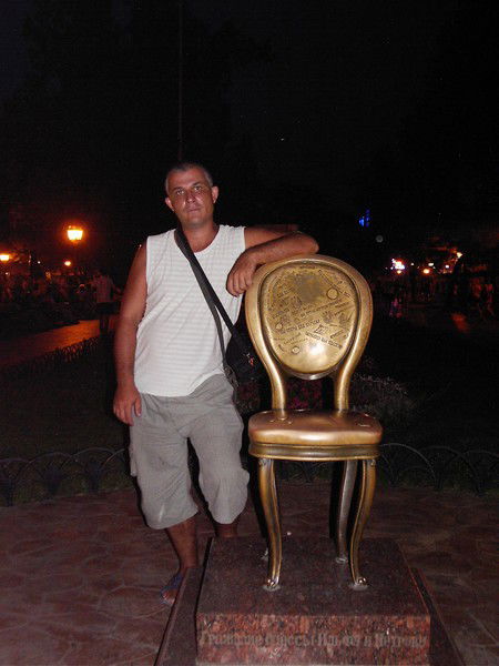 Виталий Перекрест