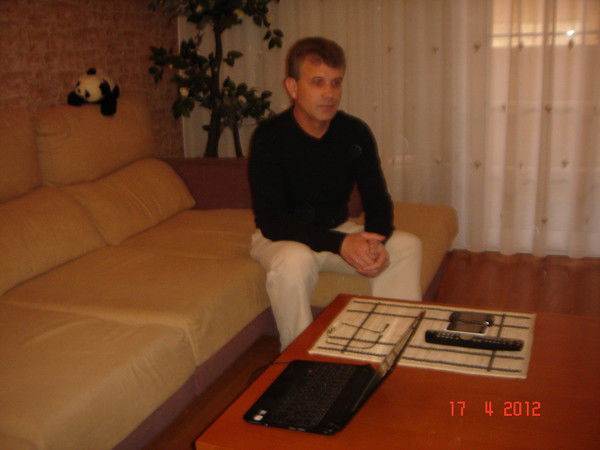 Виталий Новиков