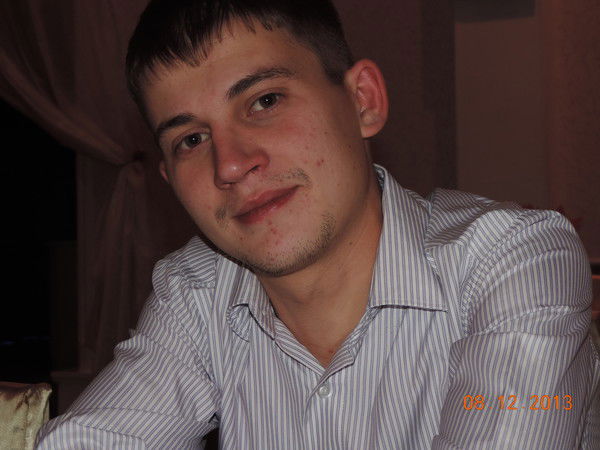 Виктор Холоп