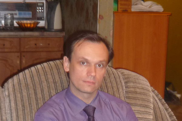 Александр Дёмин