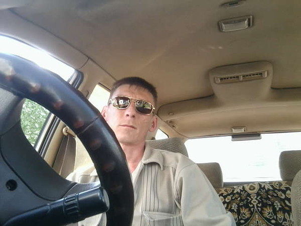 Александр Неважно