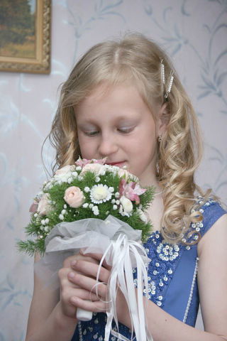 Аня Мирошникова