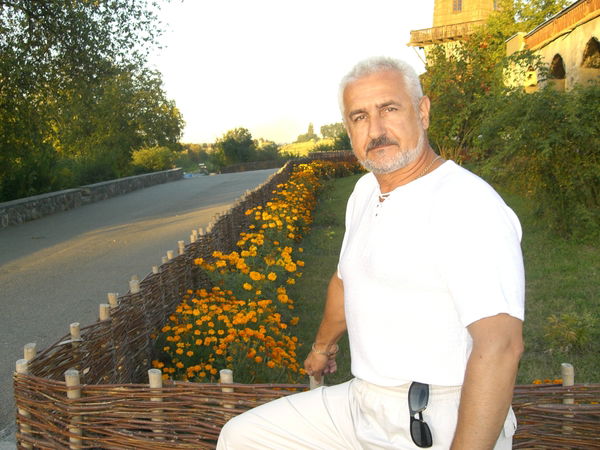 Александр Йоник