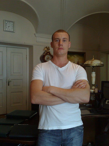 Артём Иванов