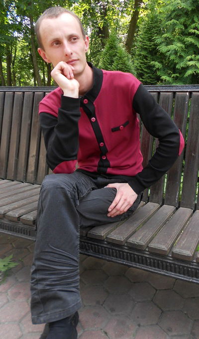 Максим Мазуров