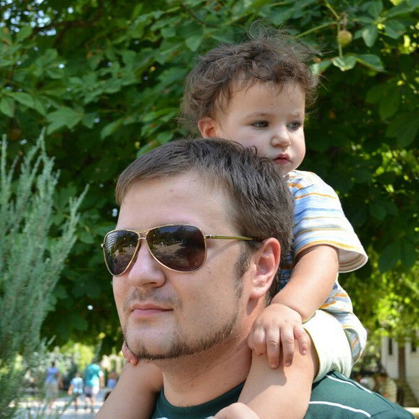 Антон Кузнецов