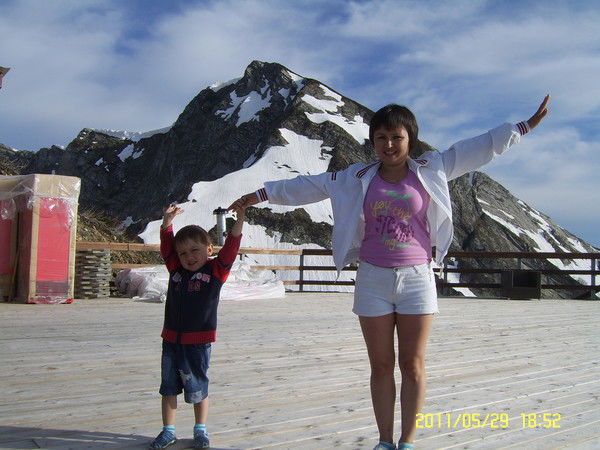 Элина Искандарова