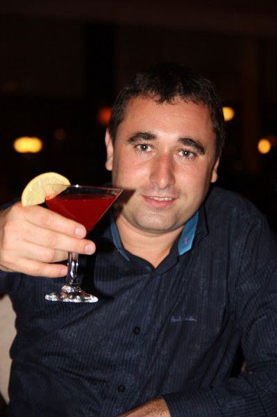 Руслан Неизвестно