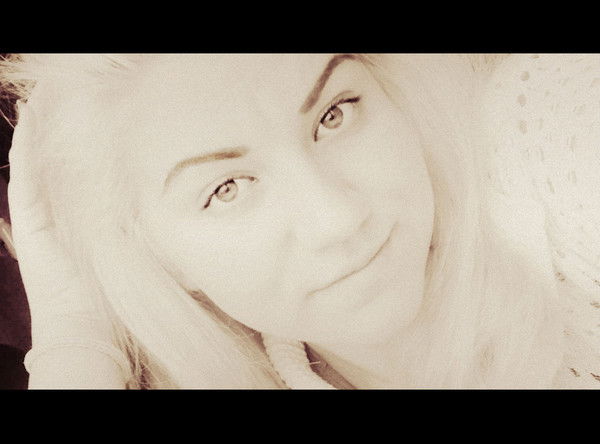 Юля Величко