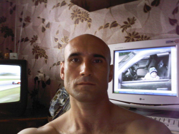 Юрий Кожаев