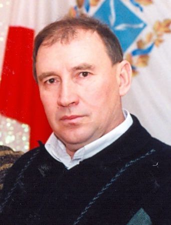 Геннадий Ермолаев