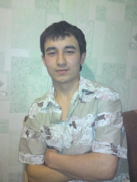 Нозим Холиков