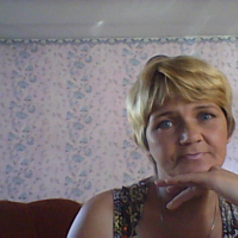 Олеся Попова