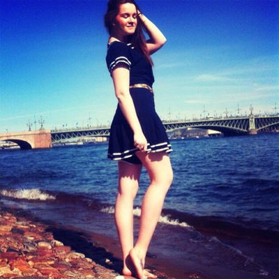 Арина Боброва