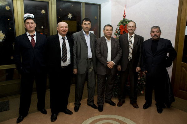 Максут Двисов