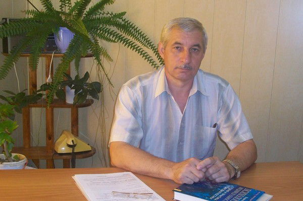 Александр Захаров