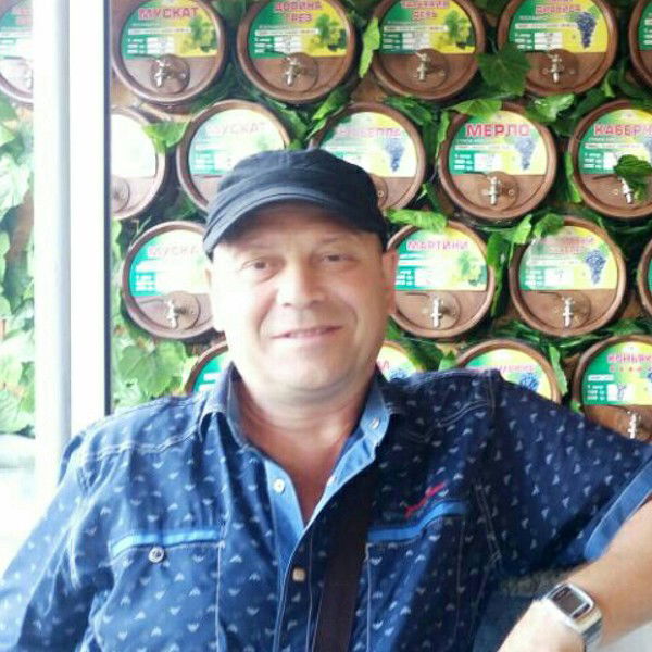 Олег Внуков