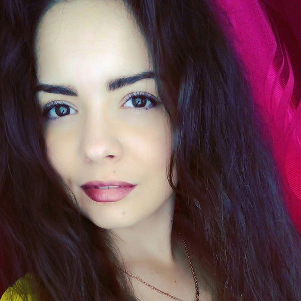 Лиана Николаева