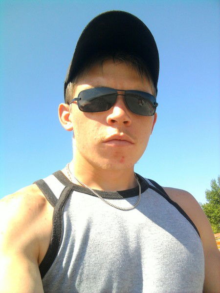 Артем Попов