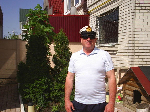 Александр Бузаджи