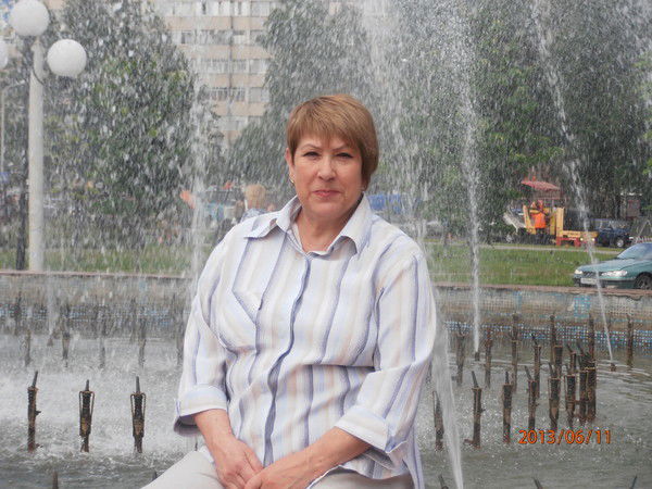 Елена Жидкова