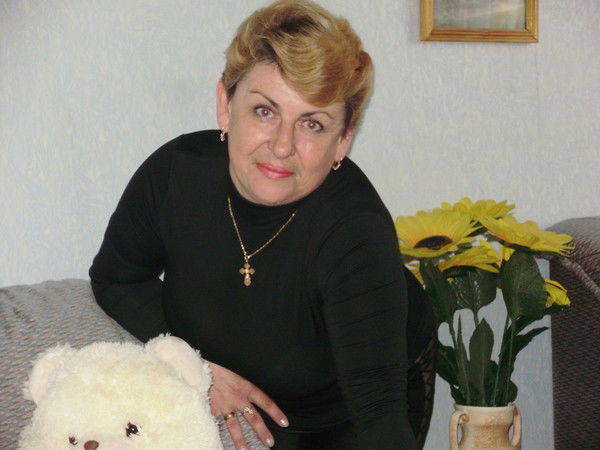 Елена Караблина