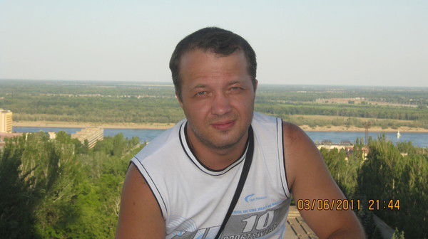 Александр Волобуев